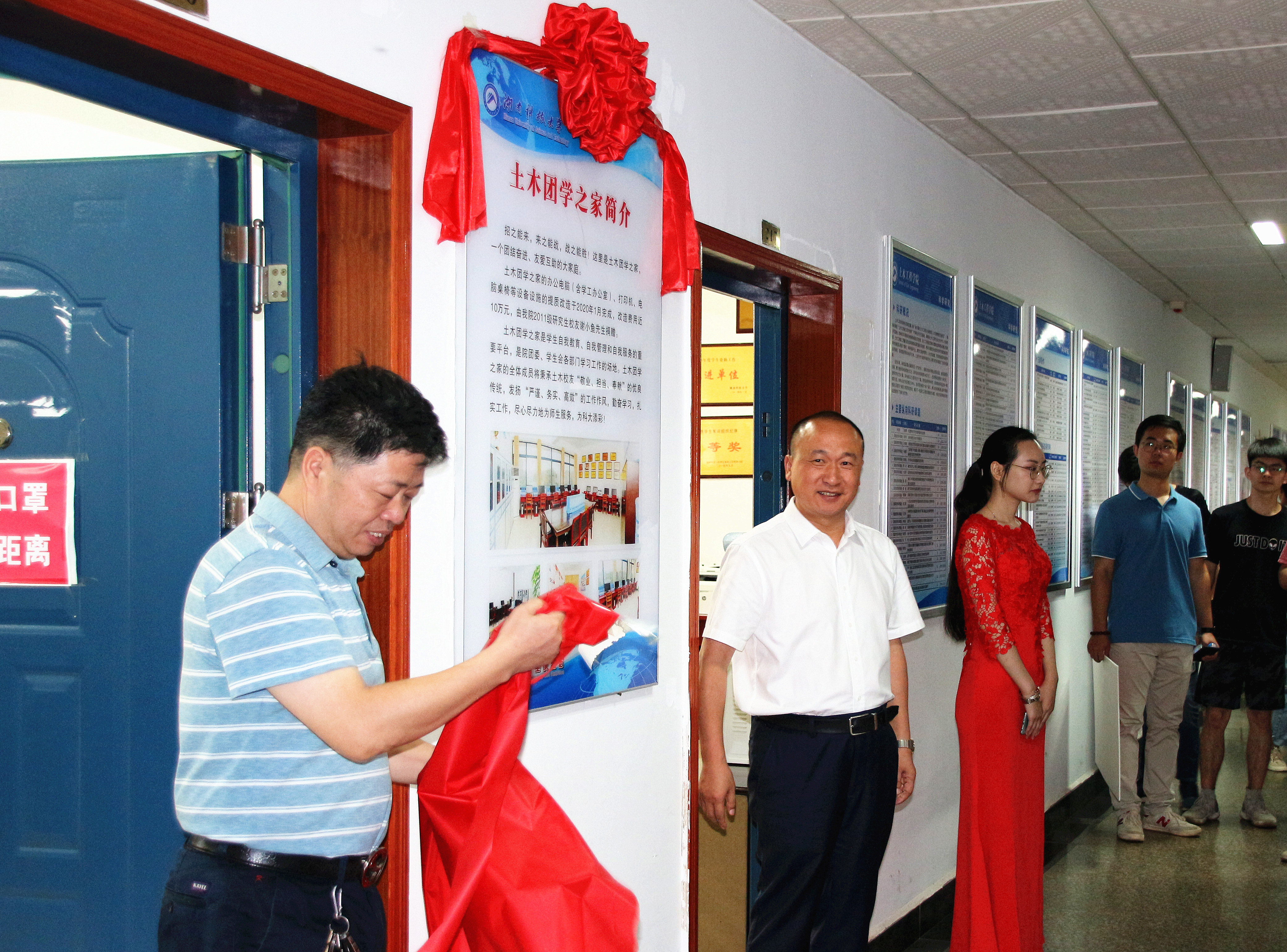 7bfe2aca13b64487b06f326c3de0a152.jpg 7bfe2aca13b64487b06f326c3de0a152.jpg