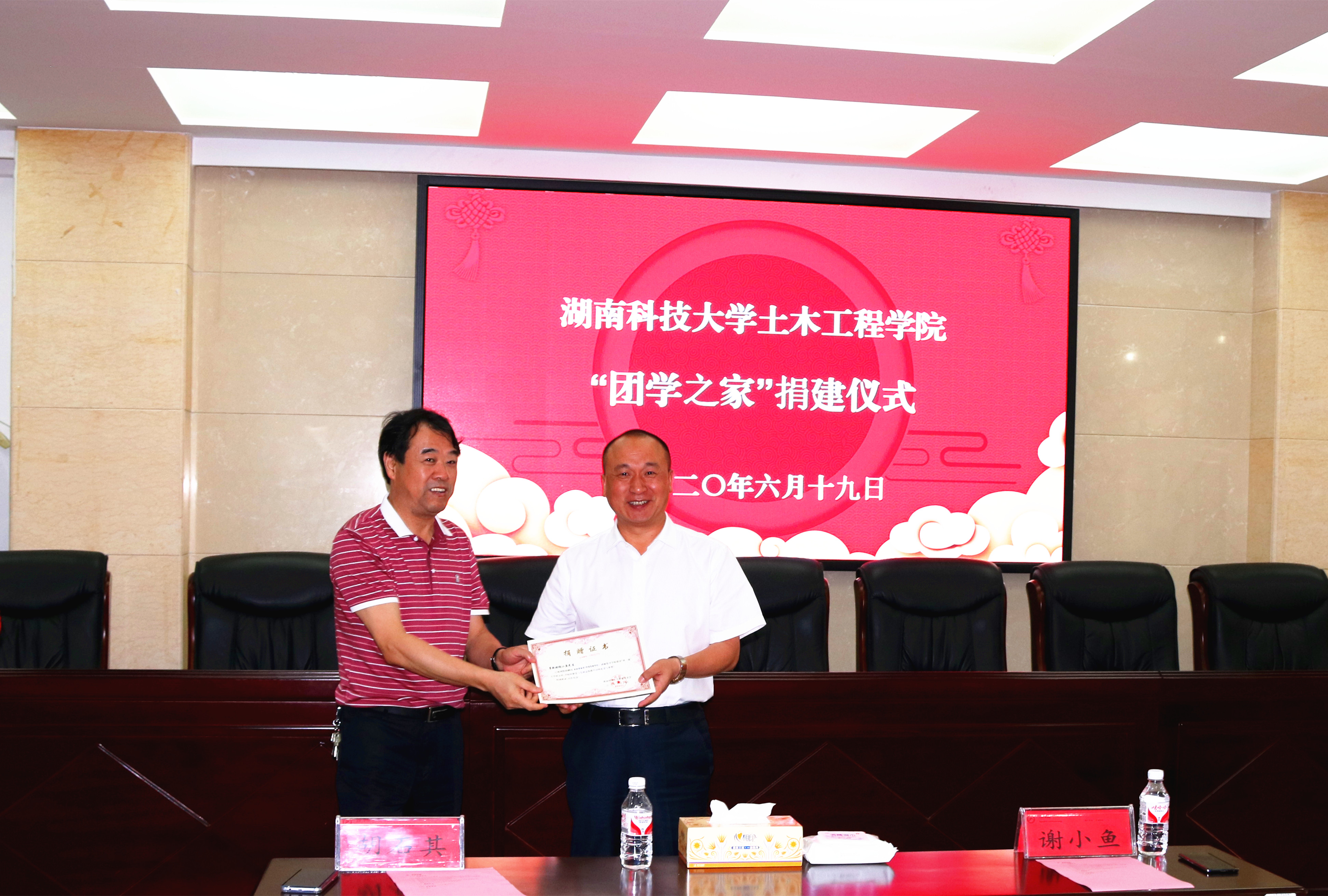 898d4fccb3a349508eed9b6e374b99ce.jpg 898d4fccb3a349508eed9b6e374b99ce.jpg