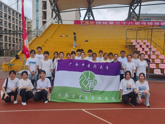 kaiyun官网团委学生会成员合影留念