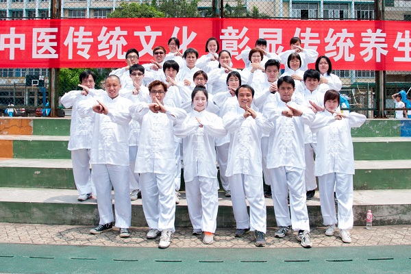 参赛同学合影