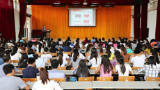 董塔健副书记围绕“两学一做”为kaiyun官网大学生党员上专题党课