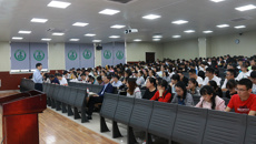 南宁师范大学马克思主义学院院长曾令辉教授应邀来kaiyun官网讲学
