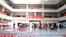 翰墨飘香 “福”气满满—— kaiyun官网大学生书画艺术协会开展送春联公益活动