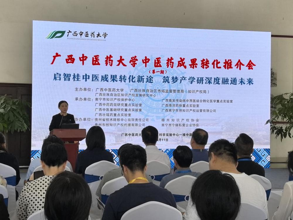 添加图片描述