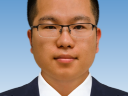 秦健峰 博士