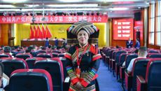 【附属国际壮医医院】壮医专家李凤珍参加中国共产党kaiyun登录中国入口登录第三次党员代表大会