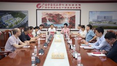kaiyun登录中国入口登录教研室集体备课培训会在附属瑞康医院顺利举办